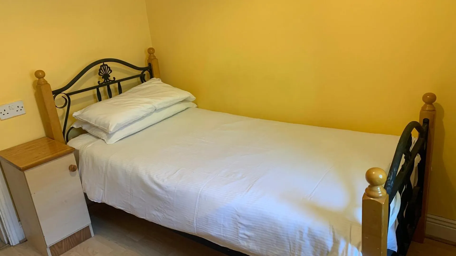 Sheraton Lodge Apartments T12E309 Cork Ireland